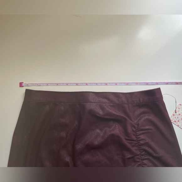 NWT FREE PEOPLE RUMI RUCHED SUEDE MINI SKIRT - Picture 6 of 14